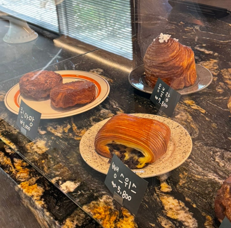 [김천/어모면] 브런치 빵 샌드위치 맛집 베이커리 카페 '로브'