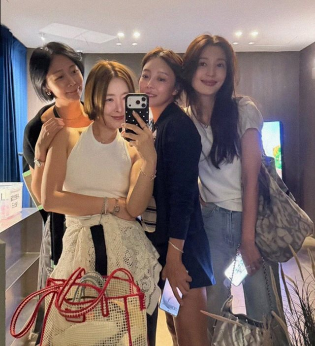 샵 서지영 근황 46세 나이 믿기지 않는 동안 미모와 반가운 만남