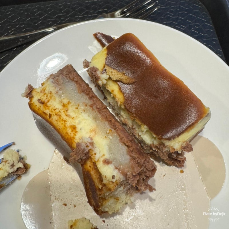 스타벅스 모찌 쏙 바스크 치즈 케이크 가격 칼로리 맛 스벅 디저트