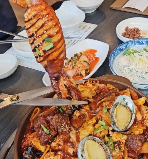 안산 초지동 맛집 [엉클짱 왕해물탕찜 초지점] 통문어 전복 가득한 회식장소 추천
