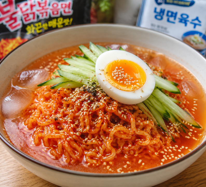 불닭냉면 레시피! 매운맛과 시원함을 동시에 즐기는 여름 별미 (2026)