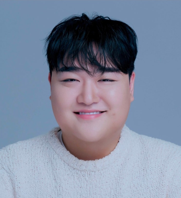 <b>김규원</b>, 장애학생 <b>미담</b> 화제.. 속옷 손빨래에 졸업식까지 찾아간 이....
