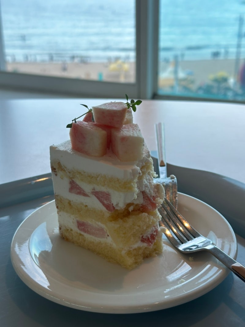 부산 광안리 카페 샌디스 광안대교 오션뷰 케이크 맛집 추천