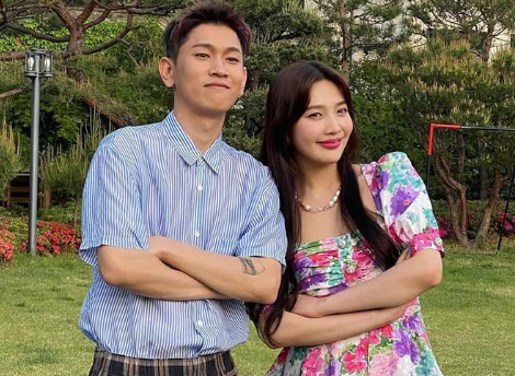 "결별설 싹 들어갔네요" 5년 차 커플 조이♥크러쉬, 일본서 딱 걸린 순간