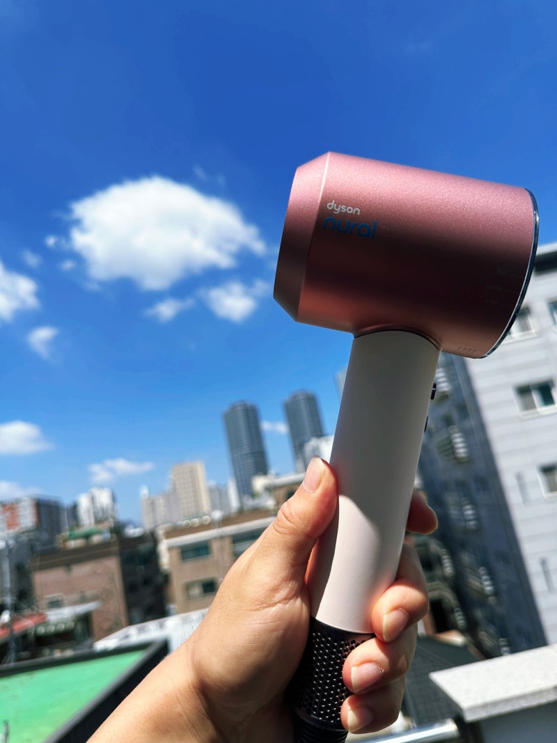 라이프스타일 기술로 불편함을 해결하는 혁신의 가전 기업 '다이슨(dyson)' 스마트한 헤어드라....