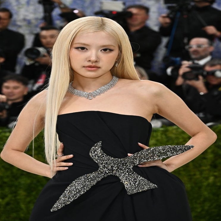 <b>블랙핑크</b> 로제, <b>10주년 행사 참석</b> 확정…팬들과의 약속 지킨다