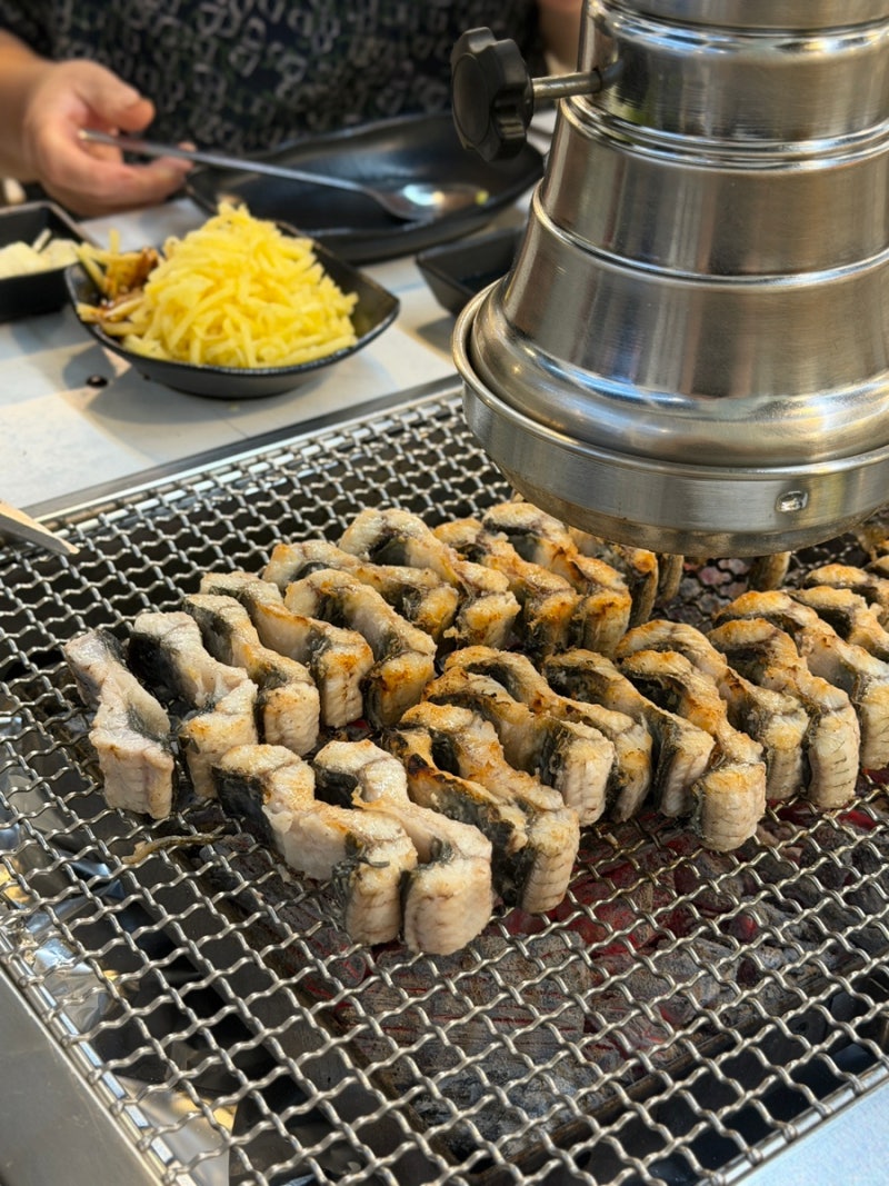 [경기 파주] 장어 맛집 장어애 내돈내산 후기ㅣ두툼하고 쫄깃한 장어 2kg