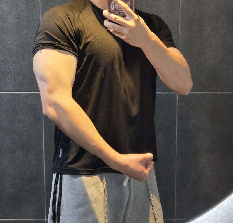 아르마로크 머슬핏 짐웨어 남자 운동복 리뷰