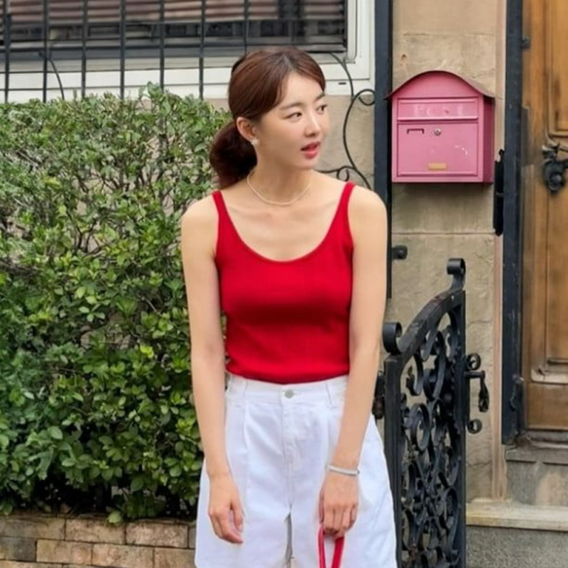 장희진 "오랜만이야 보고싶었어", 43세 크롭 민소매 근황에 몰린 반응