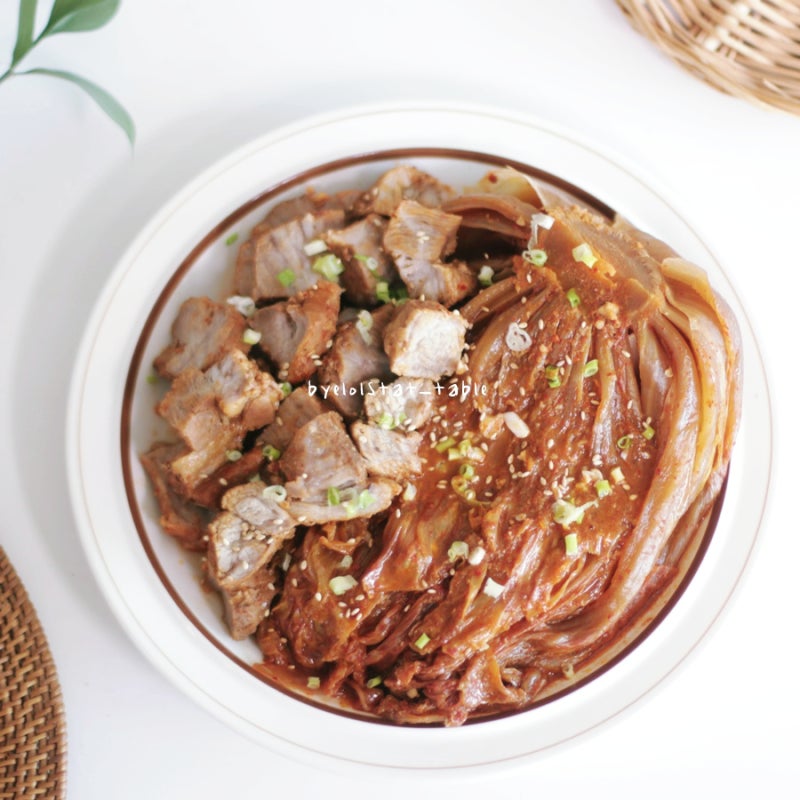 돼지고기 김치찜 레시피 돼지목살 묵은지찜 만들기