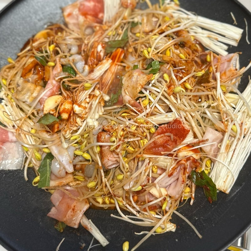 움트리 직화 볶음 양념으로 쭈삼 만들기ㅣ손질 주꾸미 세척 및 대패 오겹살 활용