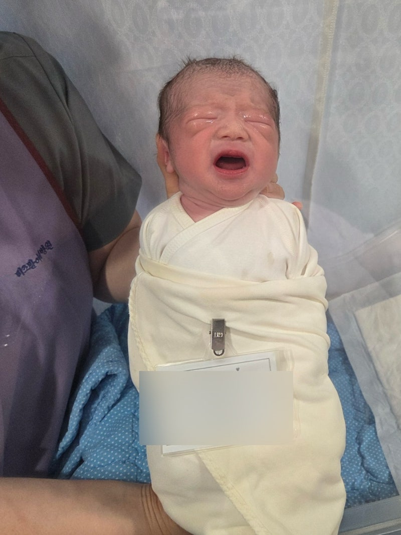 출산기록｜창원 미즈맘 산부인과 제왕절개 분만후기 초산 선택제왕 출산