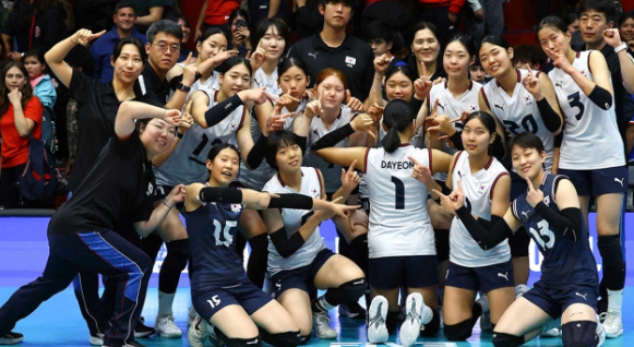 <b>손서연</b> 28점 폭발, <b>U-17</b> 여자배구 세계선수권 첫 승