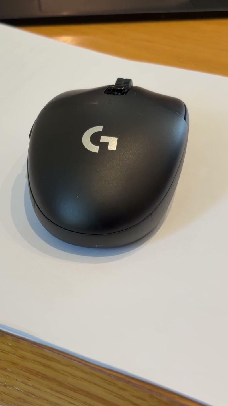 로지텍 G304 6개월, 건전지 하나로 버텼습니다 — 신형 G304 X랑 뭐가 다를까