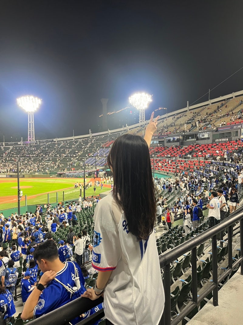 부산 사직야구장 직관 3루 내야필드석A 324블럭 7열 시야 !