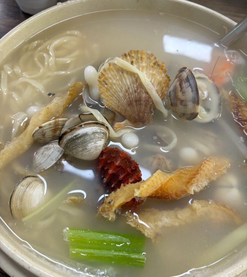 인천 영종도 해물 칼국수 맛집 황해해물칼국수 본점