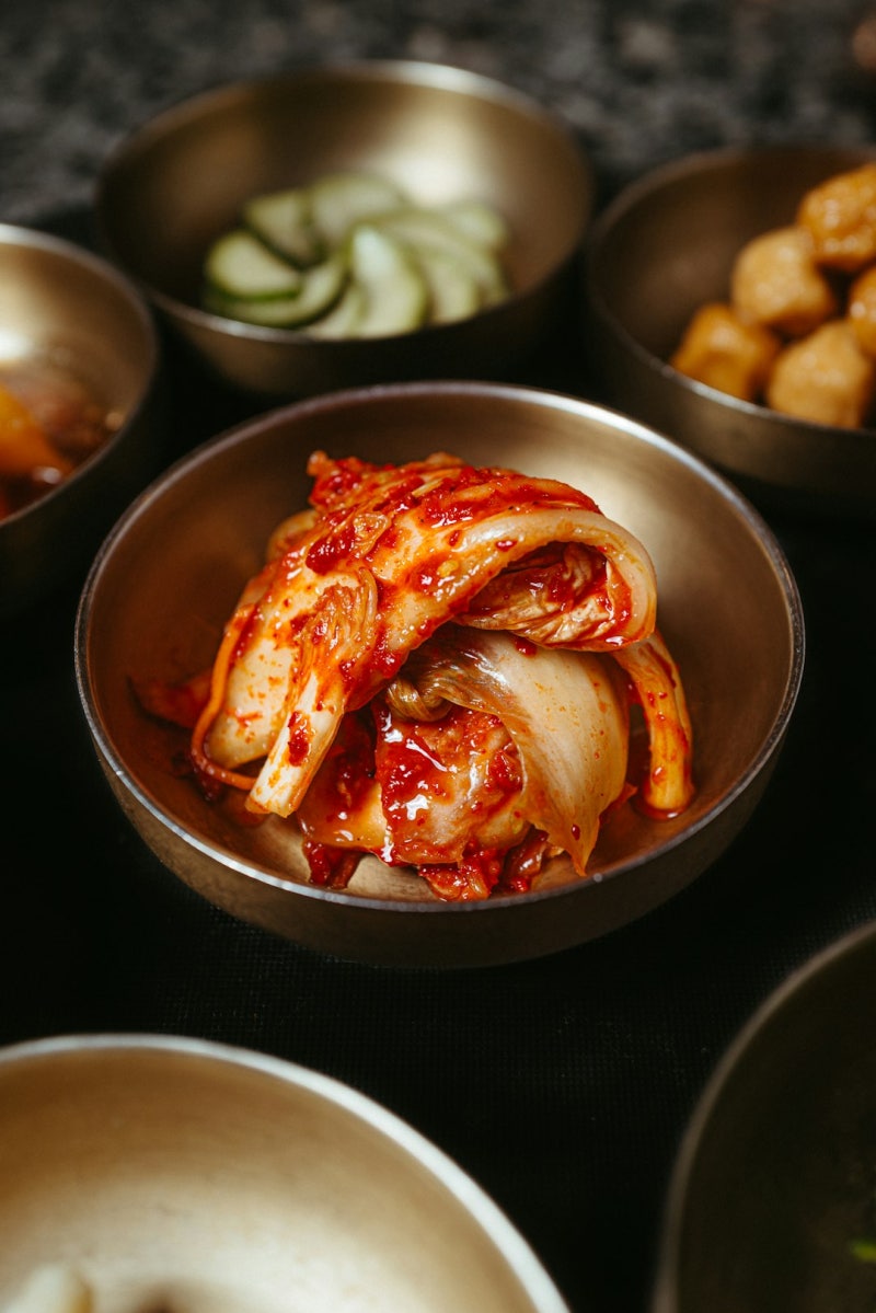 반찬통 냄새 제거 김치 국물 착색 깔끔하게 없애는 주방꿀팁