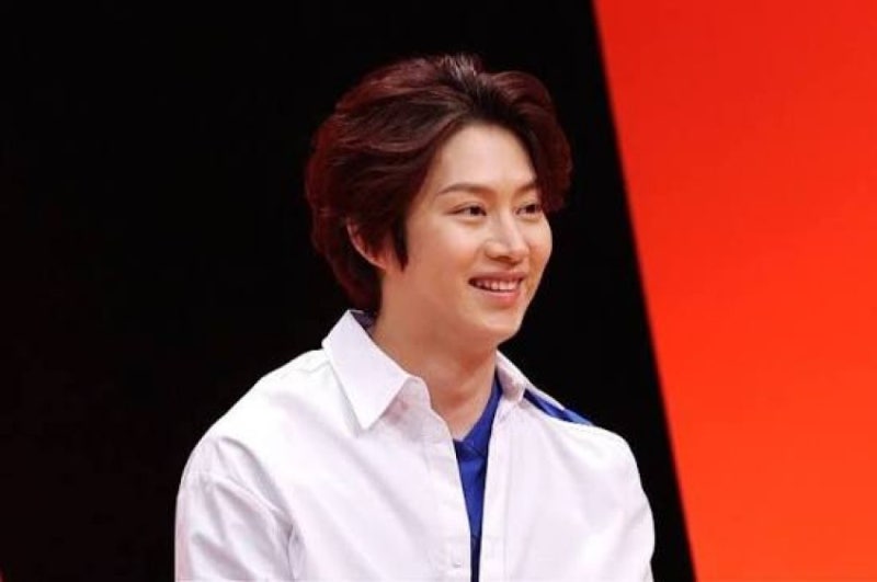 슈퍼주니어 김희철, 거꾸로 단 태극기에…"쳐돌았네"