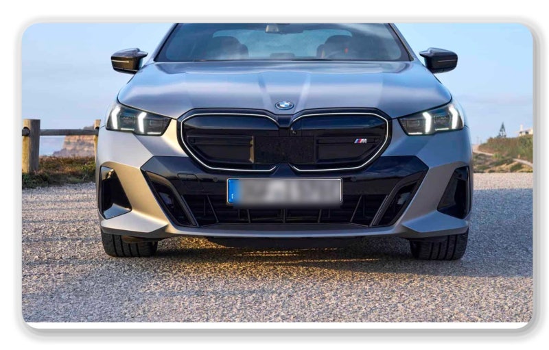 "실내는 사실상 풀체인지급" BMW 5시리즈 페이스리프트 이렇게 나와