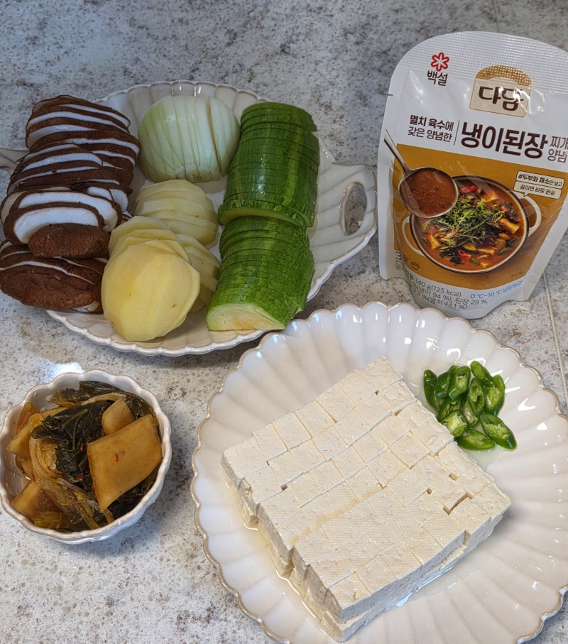다담 냉이된장찌개 양념으로 된장찌개 만들기 | 요알못도 간단하게 성공!