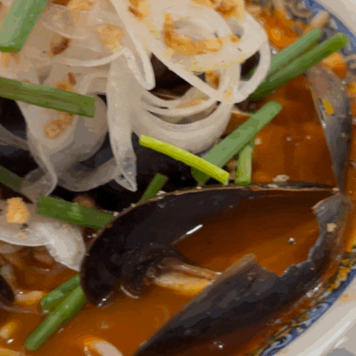 [안산] 롯데백화점 맛집 퍼부어 현지 감성 솔직후기! 얼큰 낙지 쌀국수 & 공심채불고기 볶음....