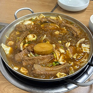 [화정동 맛집] 광주 월산동 현지인 맛집 추천 n번째 방문한 ‘매운돼지등갈비찜’