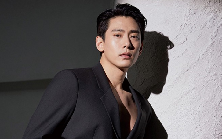 “만난 지 2주 만에 결혼 직감” 유태오가 11살 연상 아내에게 반한 이유