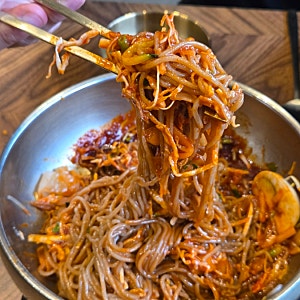 구미 산동 맛집 의령소바 구미코 바로 앞 만족스러운 가족 외식했어요.