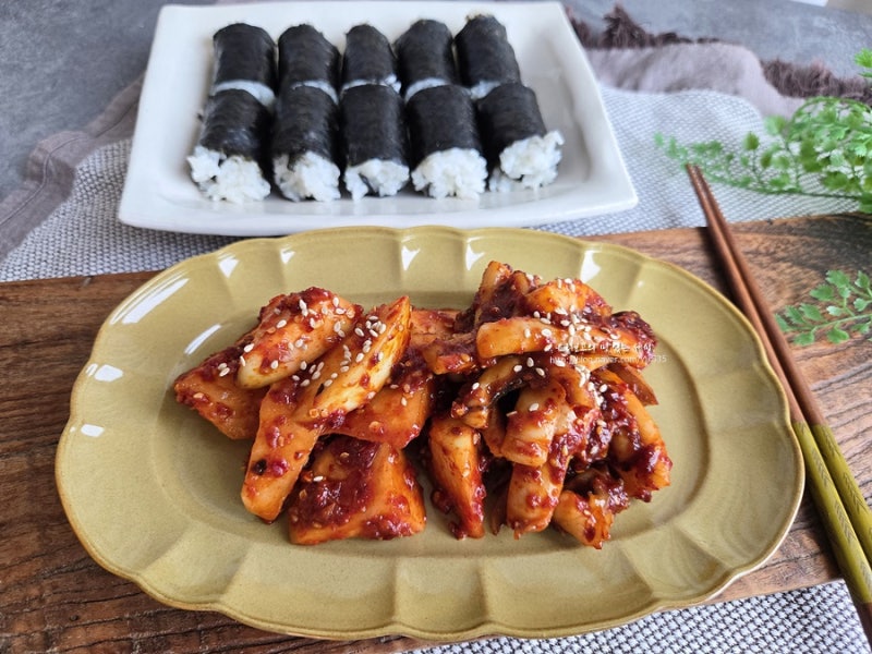 충무김밥 만들기 김밥 종류 충무김밥 무김치 오징어 무침 만드는 법