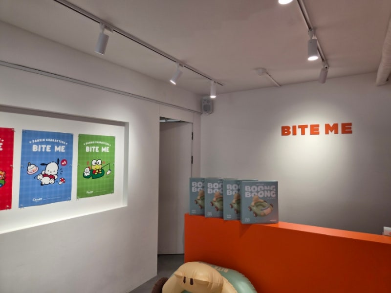 [성수 강아지용품샵] 나혼자산다 전현무도 방문한 바잇미(BITE ME) 서울숲점