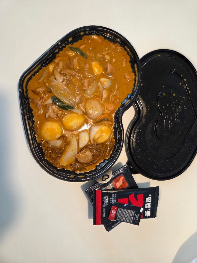 [내돈내먹]두찜 로제찜닭 속으로