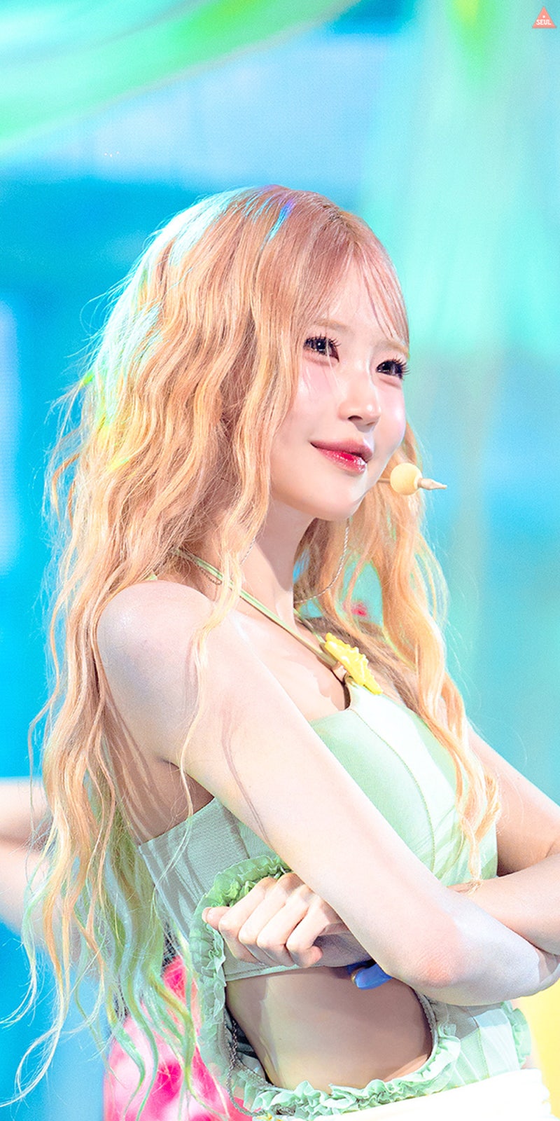 프로미스나인 송하영 'Vitamin ME' 무대 배경화면_by.슬짱
