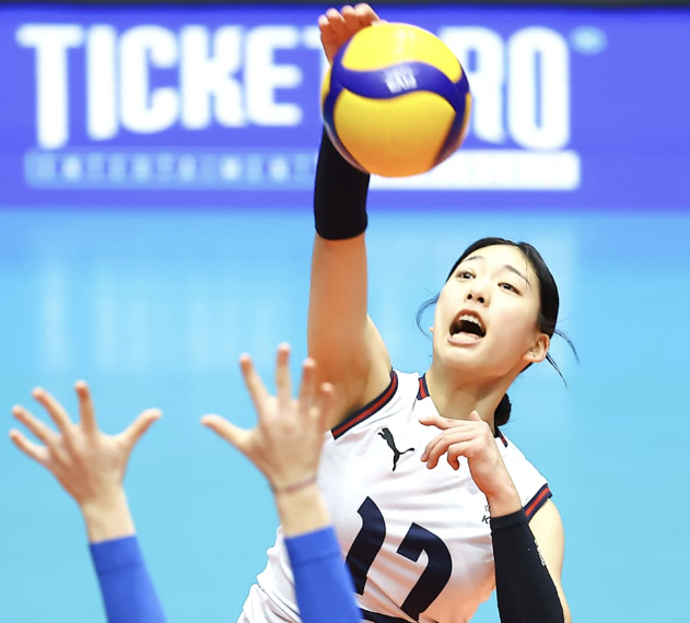 여자배구 U<b>17</b> 세계선수권 <b>이탈리아</b>에 3대1 <b>승리</b>, 이거 사고 아닙니까?....