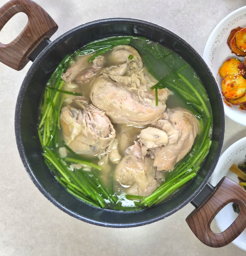 [요리레시피] 압력솥 닭백숙! 닭손질 방법부터 황금 타임 조리법, 한방 육수 꿀팁 소개