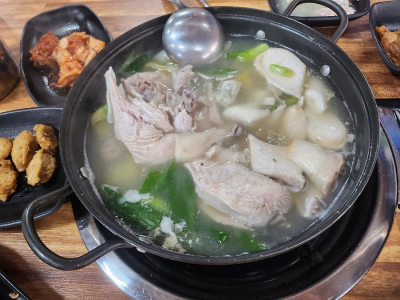 [광주 북구 맛집] 말바우시장 맛집 닭볶음탕, 닭전골 맛집 '송식당'에서 닭한마리 전골로 몸....