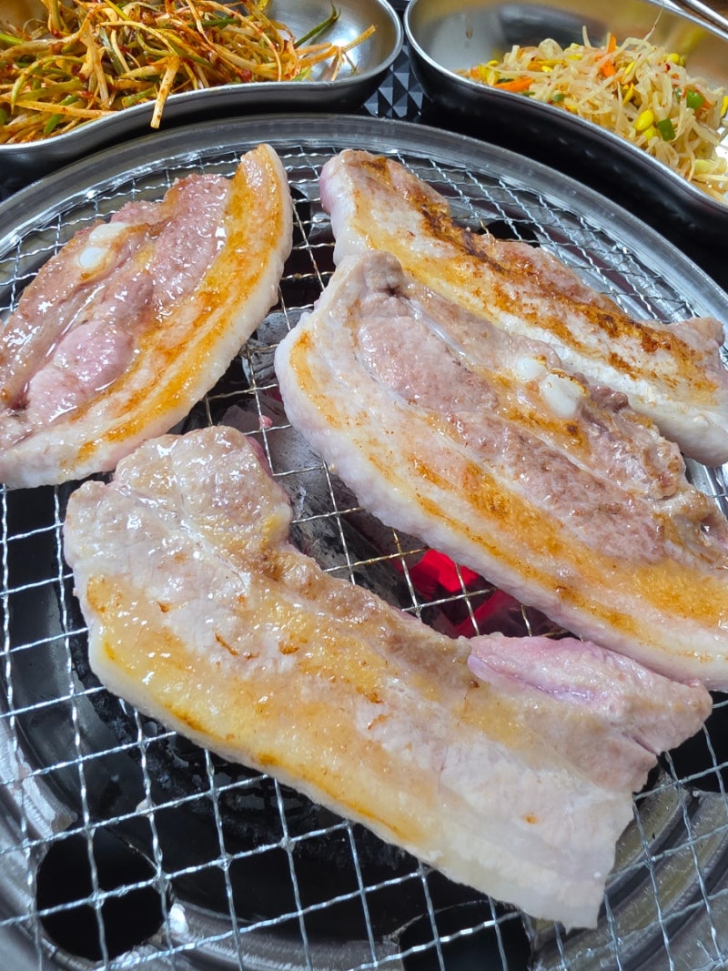 태안 맛집 찾다가 발견한 원북면 삼겹살 맛있게 먹고 온 육삼겹 솔직후기
