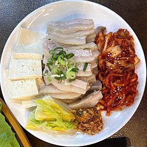 [은평구 맛집] 녹번동 가브리살보쌈 맛집ㅣ팔도곳간ㅣ솔직후기