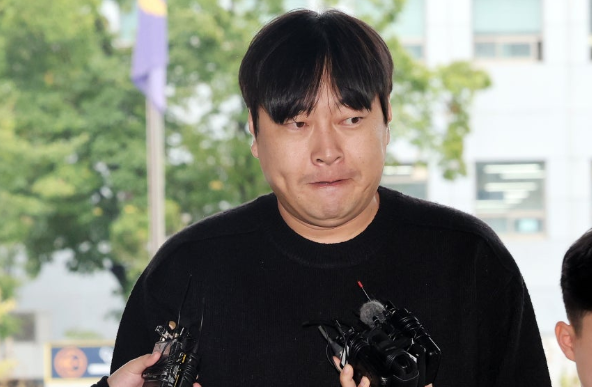 '뇌출혈로 쓰러졌던 개그맨 이진호 퇴원 근황', 첫 재판 앞두고 전해진 뜻밖의 현재 상태