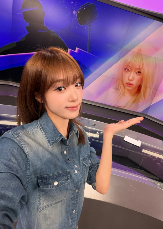 최예나 워터밤 부산, 노출 없이 무대 찢었다, 프로필 까지 정리