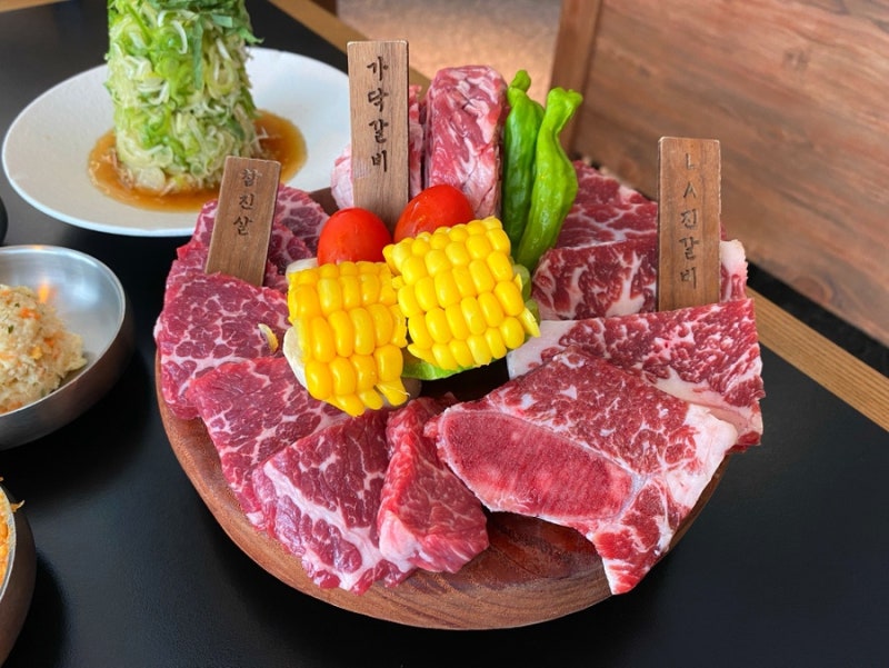 여의도맛집 우상화로구이 여의도점, 소고기 데이트 회식하기 좋은 여의도고기집