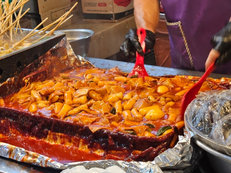 [속초중앙시장 맛집] 옛날 감성 가득한 '우리분식' 떡볶이 포장 찐 후기!