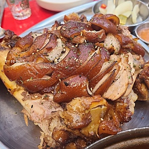 야식 단골 돼지족발 효능, 칼로리와 콜라겐의 오해와 진실