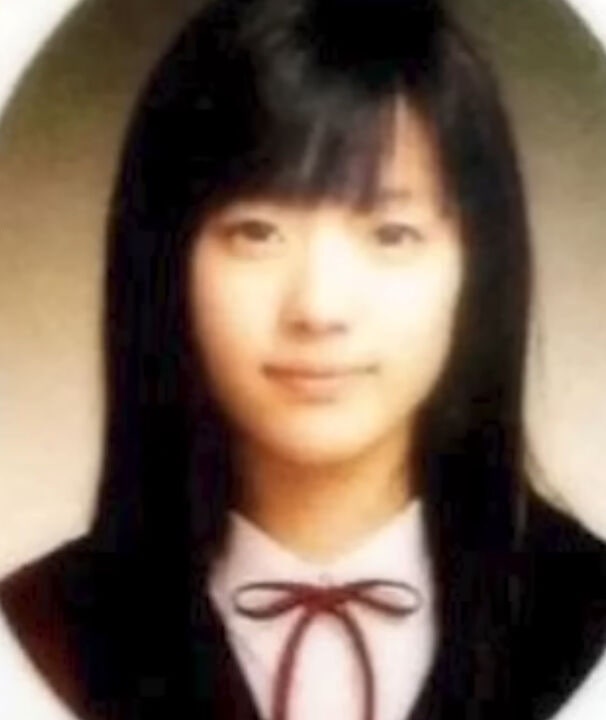 선명해진 쌍꺼풀, 분위기까지 달라졌다