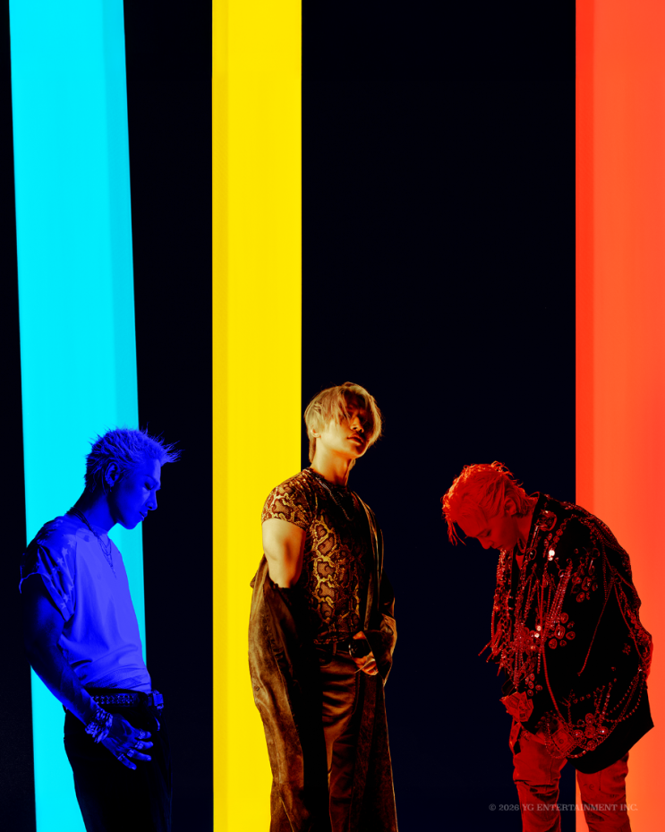 4년 만에 돌아온 컴백 BIGBANG Digital Single [<b>BiiiG</b>]