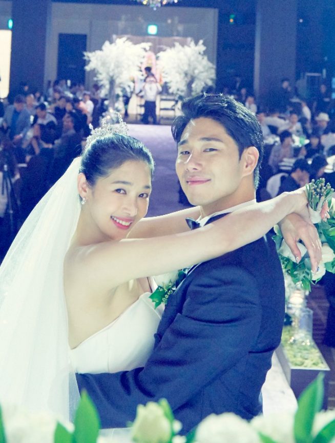 "무명 끝에 45살에 떴다,11살 연하 감독과 결혼.." 엄청난 '동안 외모' 하나로, 인생 업그레이드....