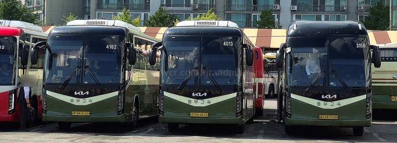 동부고속 New Granbird Super Premium Silkroad 3대