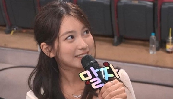 '7번방 <b>예승이</b>' <b>갈소원</b>, 벌써 20살? 청순·성숙미에 말자쇼 관객석 술....
