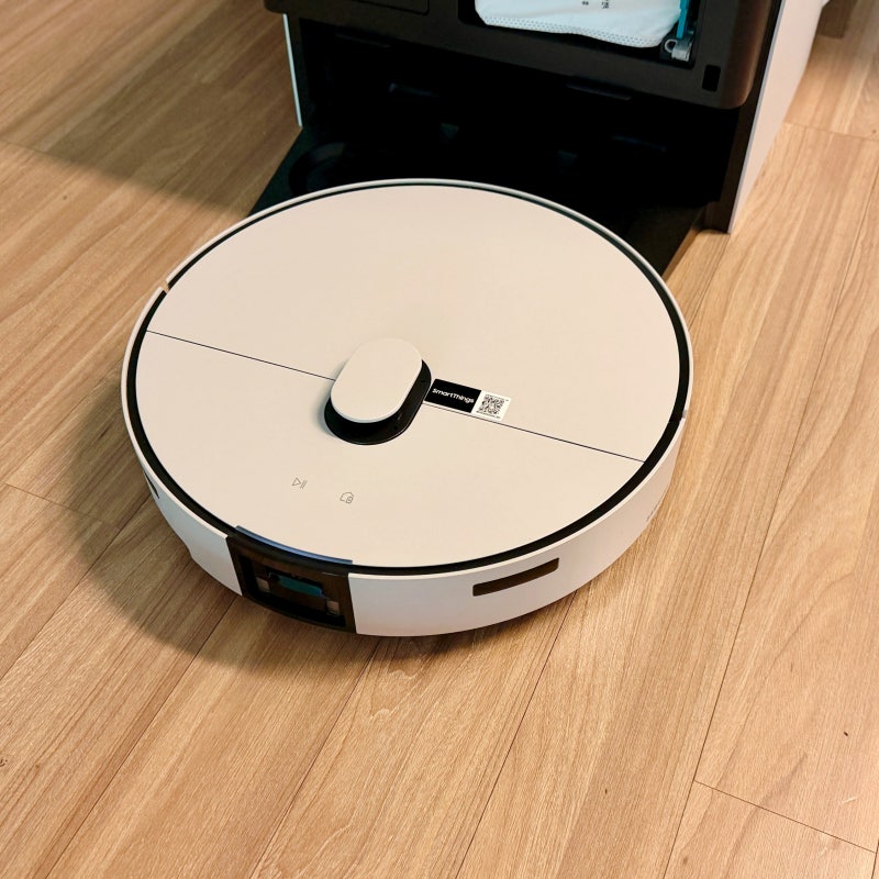 삼성 로봇청소기 VR90F01SAG 직배수 물통형과 직접 비교해본 후기