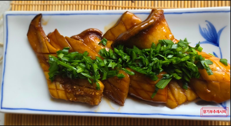 쫄깃한 식감이 맛있는 새송이 버섯조림 새송이 버섯조림레시피 새송이버섯만드는법 새송이....