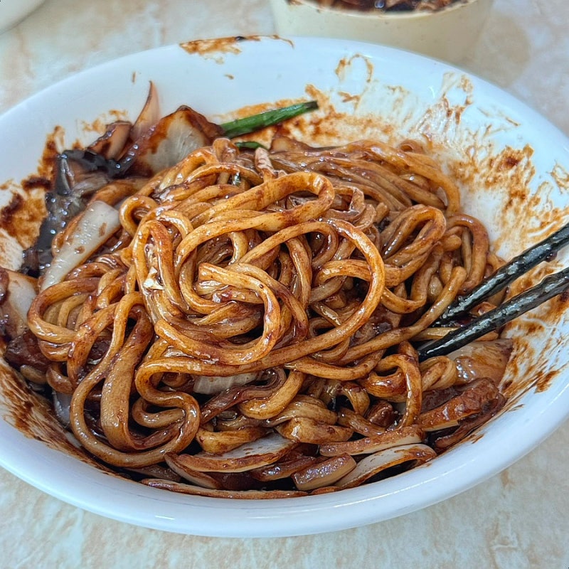 춘천 중식 맛집 '도야' 직접 뽑는 수타면 간짜장·불낙짬뽕·탕수육 후기
